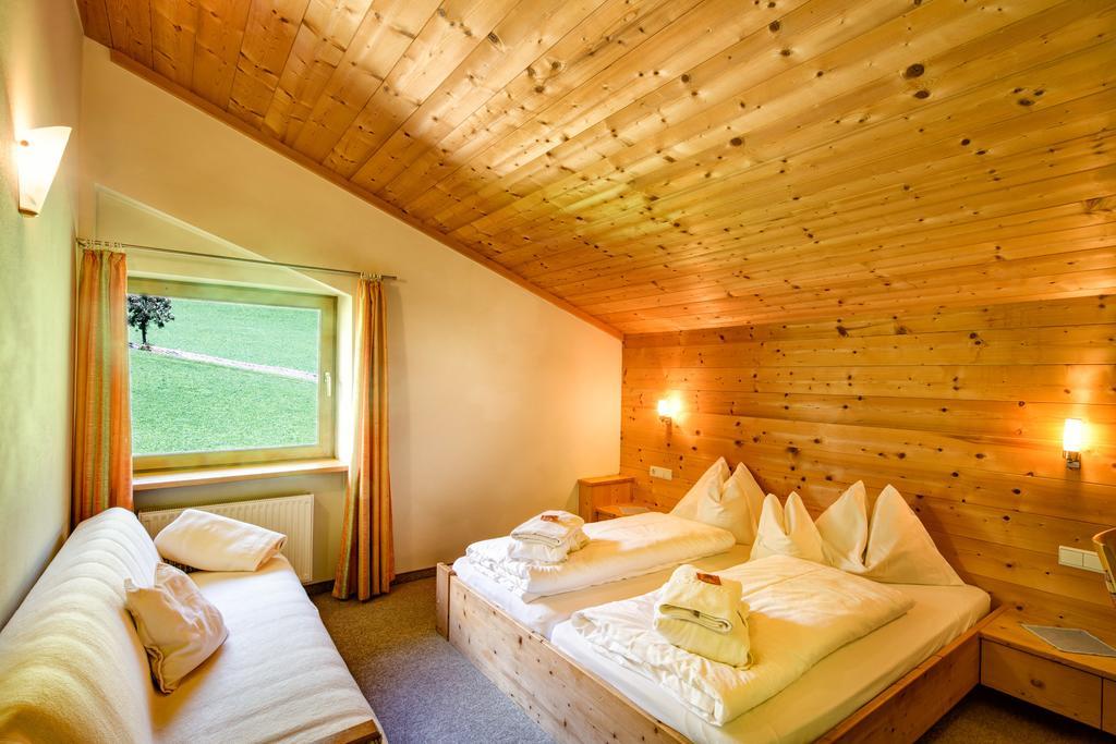 Hotel Ortler Ultimo Room photo